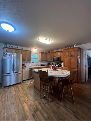 3015 State Highway 19, Huntsville, TX 77320