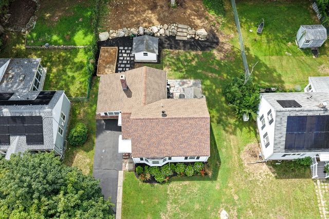 40 Oneida Ave, Brockton, MA 02301