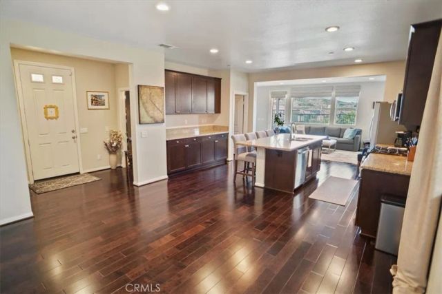 19845 Via Kalban, Newhall, CA 91321