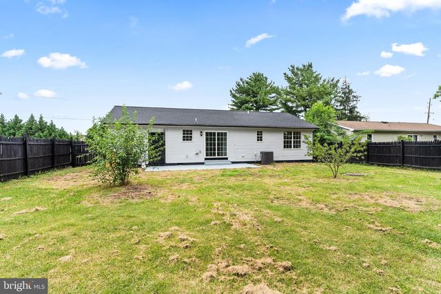 187 PRIMROSE DR, Martinsburg, WV 25404