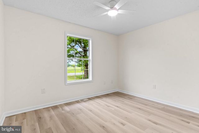 187 PRIMROSE DR, Martinsburg, WV 25404
