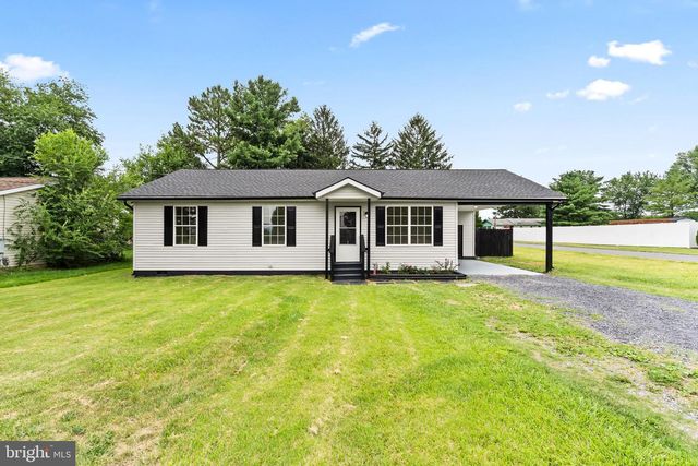 187 PRIMROSE DR, Martinsburg, WV 25404