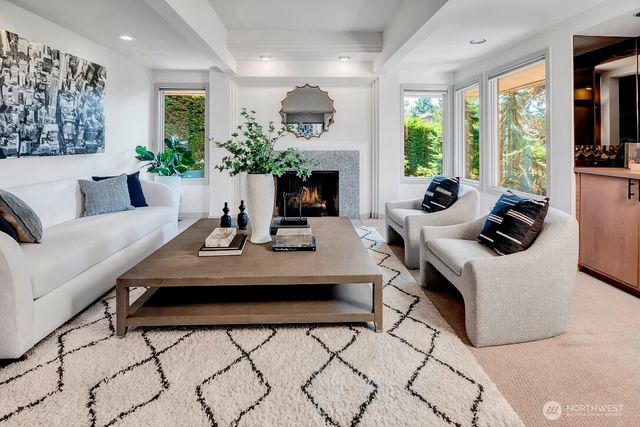 4715 81st Avenue SE, Mercer Island, WA 98040