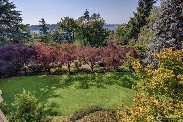 4715 81st Avenue SE, Mercer Island, WA 98040