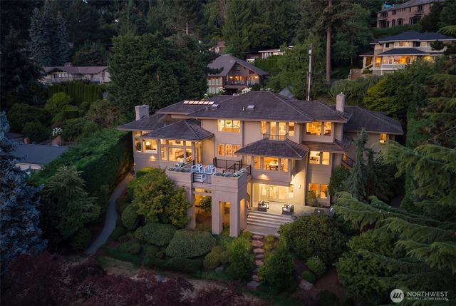 4715 81st Avenue SE, Mercer Island, WA 98040