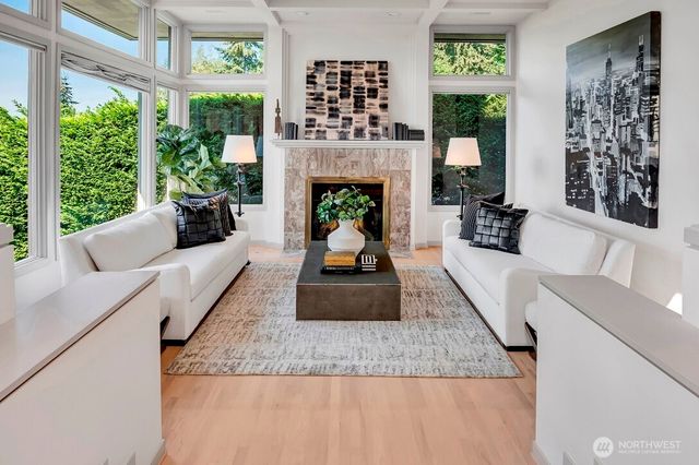 4715 81st Avenue SE, Mercer Island, WA 98040