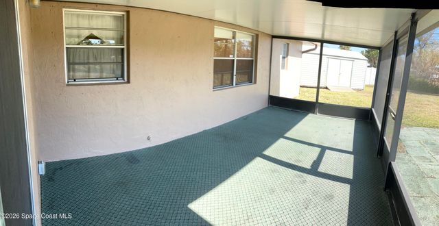 407 Heather Avenue NE, Palm Bay, FL 32907