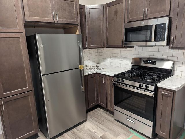 822 Nagold Street Nw, City Of Grand Rapids, MI 49504