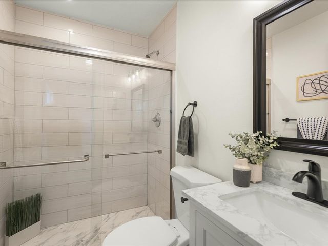 9281 Auburn Road, Winnebago, IL 61088