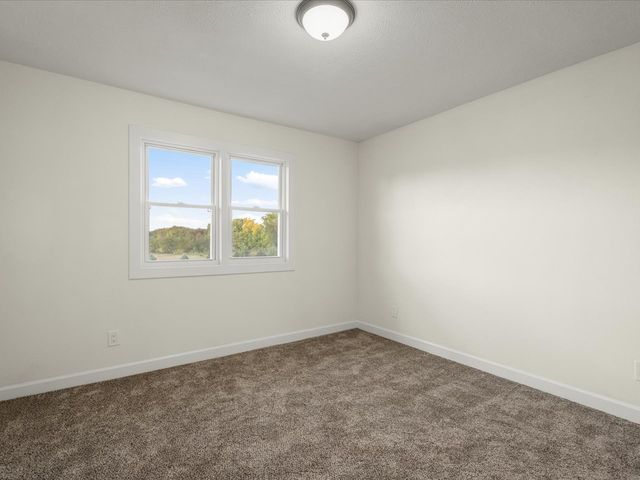 9281 Auburn Road, Winnebago, IL 61088