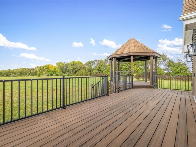 9281 Auburn Road, Winnebago, IL 61088