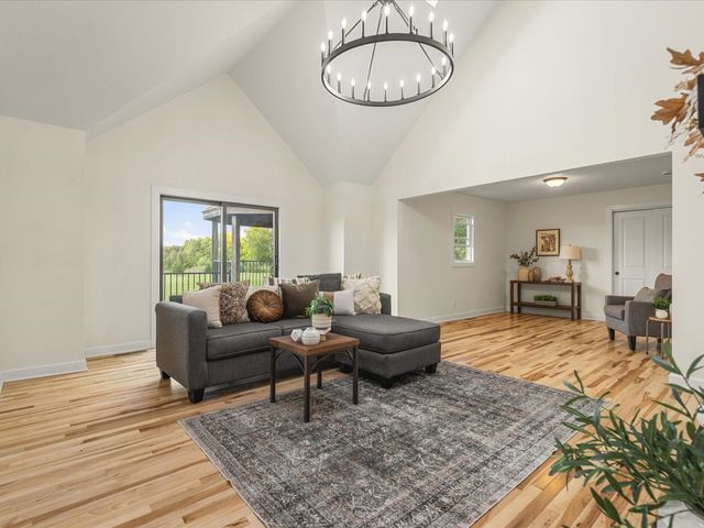 9281 Auburn Road, Winnebago, IL 61088