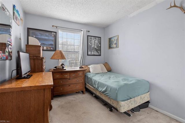 620 Shoreham Ct Apt 201, Virginia Beach, VA 23451