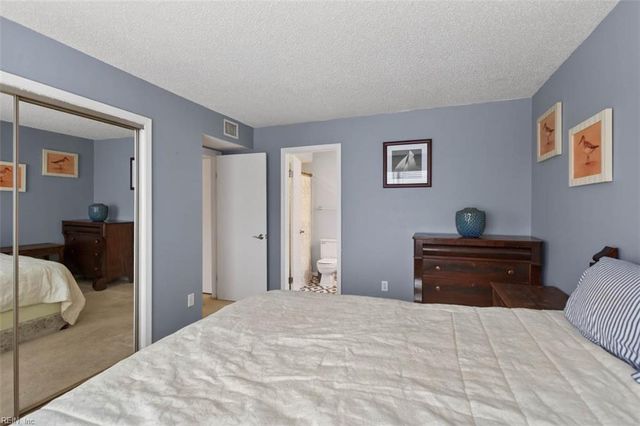 620 Shoreham Ct Apt 201, Virginia Beach, VA 23451