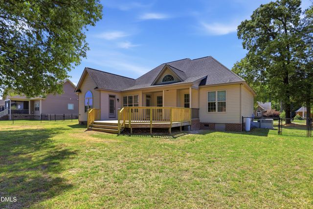 206 Laurel Drive, Pikeville, NC 27863