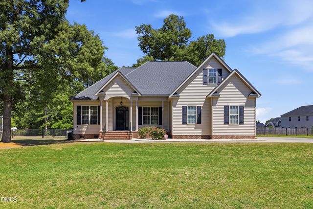 206 Laurel Drive, Pikeville, NC 27863