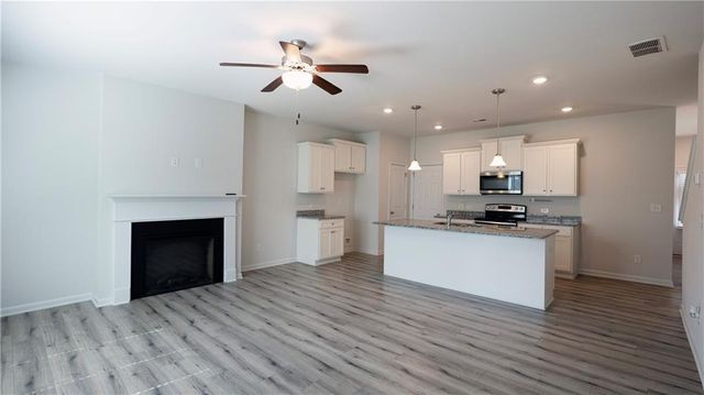 3675 Abbey Way, Gainesville, GA 30507