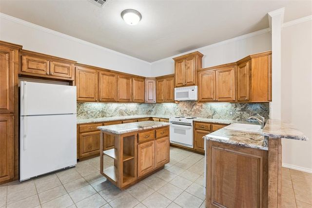 15545 Swallowtail Road, Edmond, OK 73013