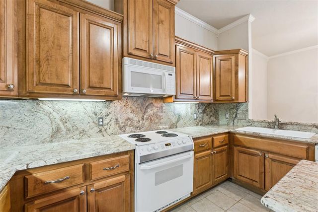 15545 Swallowtail Road, Edmond, OK 73013