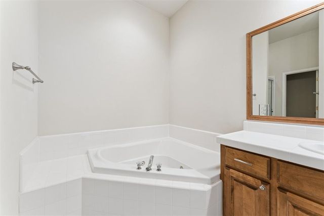 15545 Swallowtail Road, Edmond, OK 73013