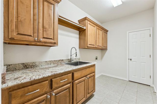 15545 Swallowtail Road, Edmond, OK 73013