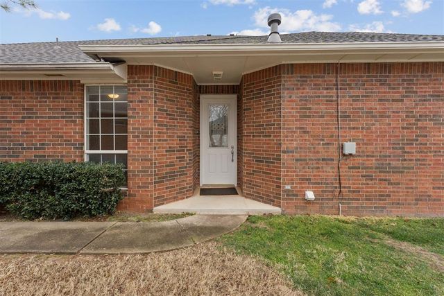 15545 Swallowtail Road, Edmond, OK 73013