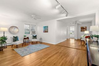26 Summer St 5, Marblehead, MA 01945