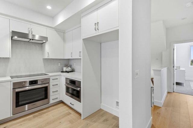 2861 Josephine Lane, Palo Alto, CA 94303