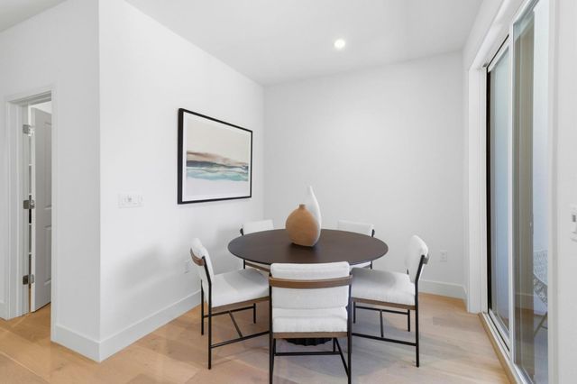 2861 Josephine Lane, Palo Alto, CA 94303