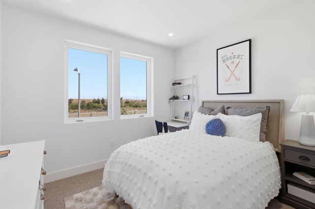 2861 Josephine Lane, Palo Alto, CA 94303