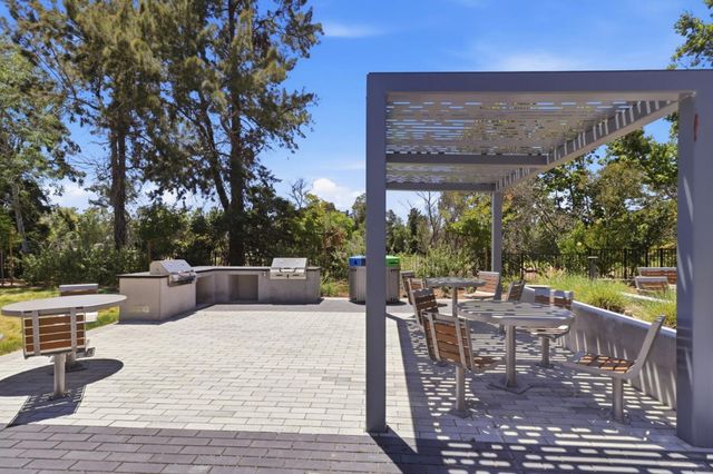 2861 Josephine Lane, Palo Alto, CA 94303