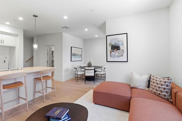 2861 Josephine Lane, Palo Alto, CA 94303