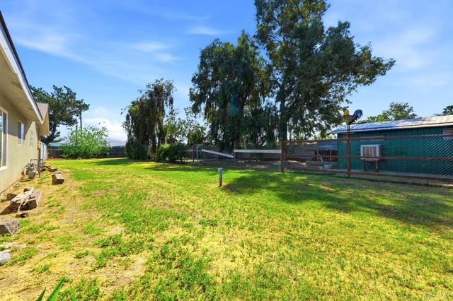 24053 Road 212, Lindsay, CA 93247