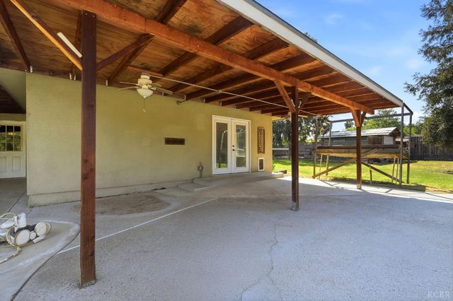 24053 Road 212, Lindsay, CA 93247