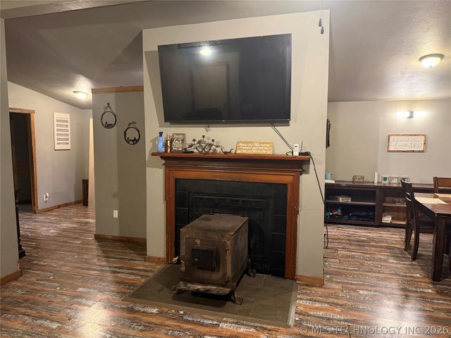 1013 S 433rd Avenue W, Terlton, OK 74081