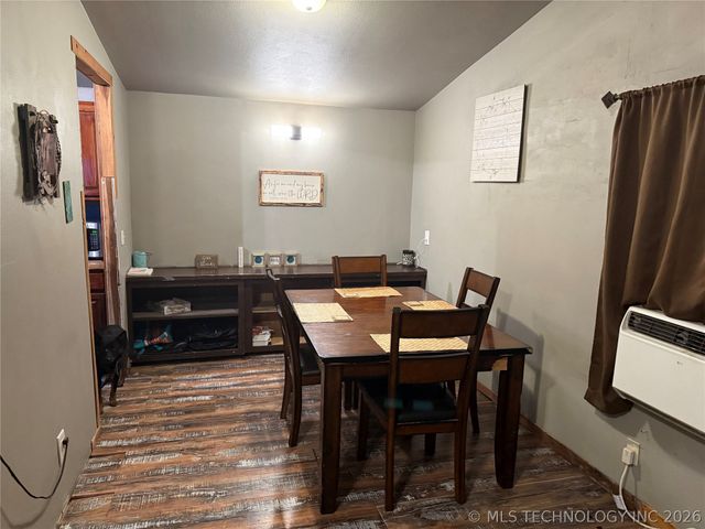 1013 S 433rd Avenue W, Terlton, OK 74081
