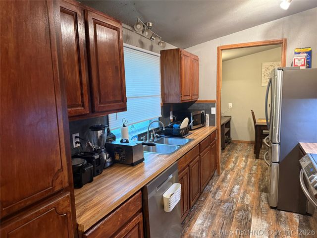 1013 S 433rd Avenue W, Terlton, OK 74081