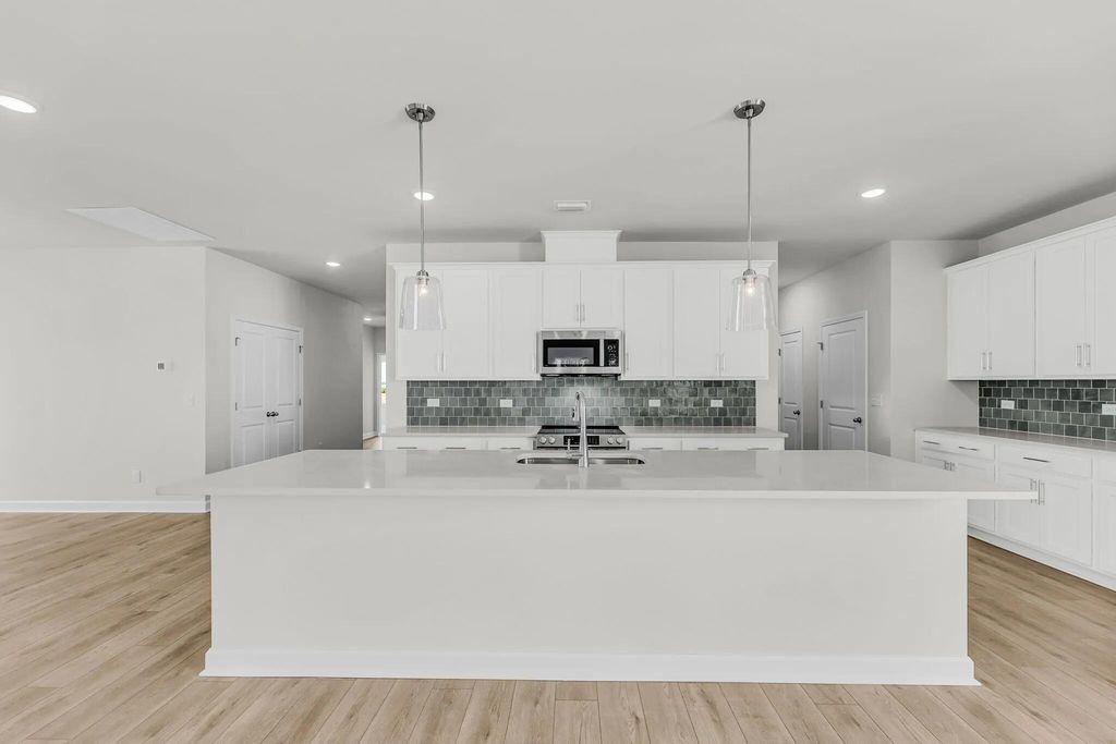 Image 16 of property listing at 5368 Crinum Lilly, Summerville, SC 29485