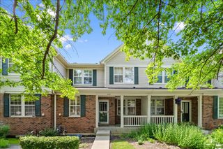 642 W Moreland Avenue, Addison, IL 60101