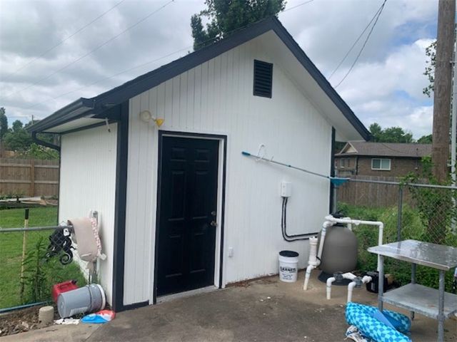 1006 S 21st Street, Rogers, AR 72758