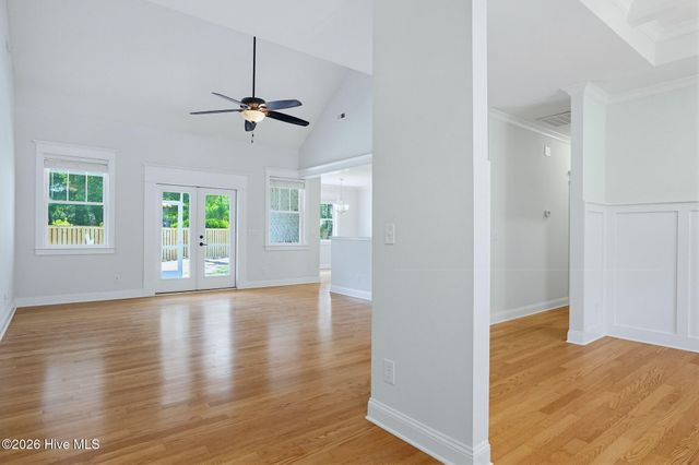 23 Stonegate Circle, Hampstead, NC 28443