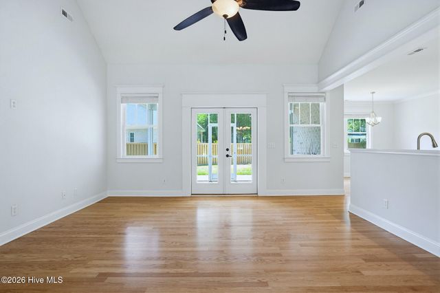 23 Stonegate Circle, Hampstead, NC 28443