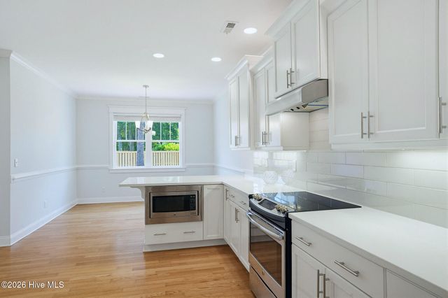 23 Stonegate Circle, Hampstead, NC 28443
