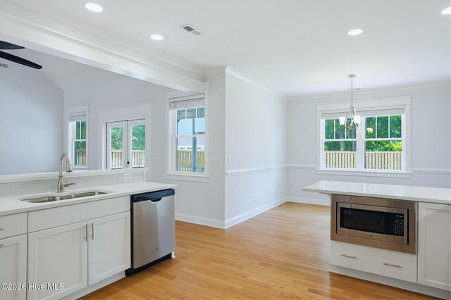 23 Stonegate Circle, Hampstead, NC 28443