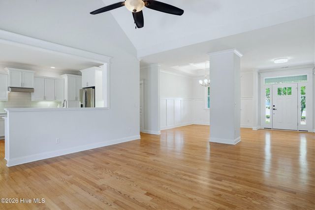 23 Stonegate Circle, Hampstead, NC 28443
