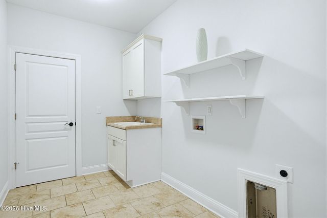 23 Stonegate Circle, Hampstead, NC 28443