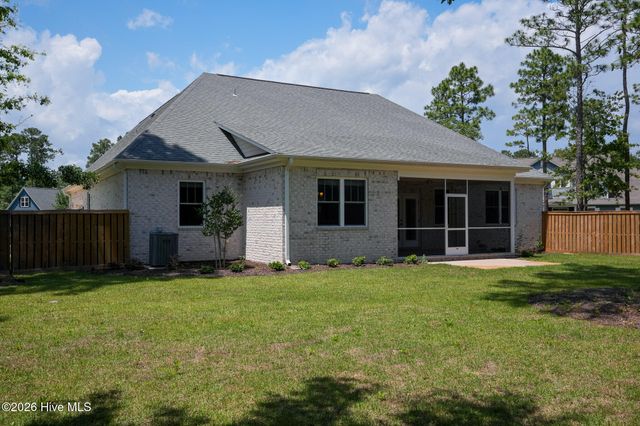 23 Stonegate Circle, Hampstead, NC 28443