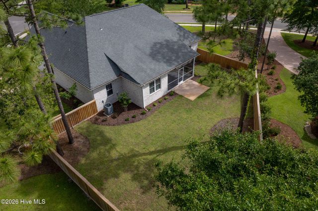 23 Stonegate Circle, Hampstead, NC 28443