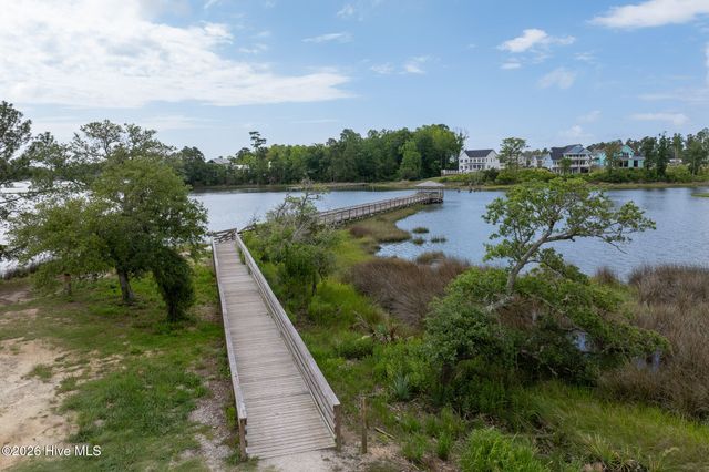 23 Stonegate Circle, Hampstead, NC 28443