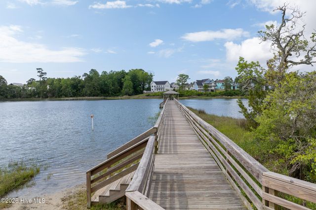 23 Stonegate Circle, Hampstead, NC 28443